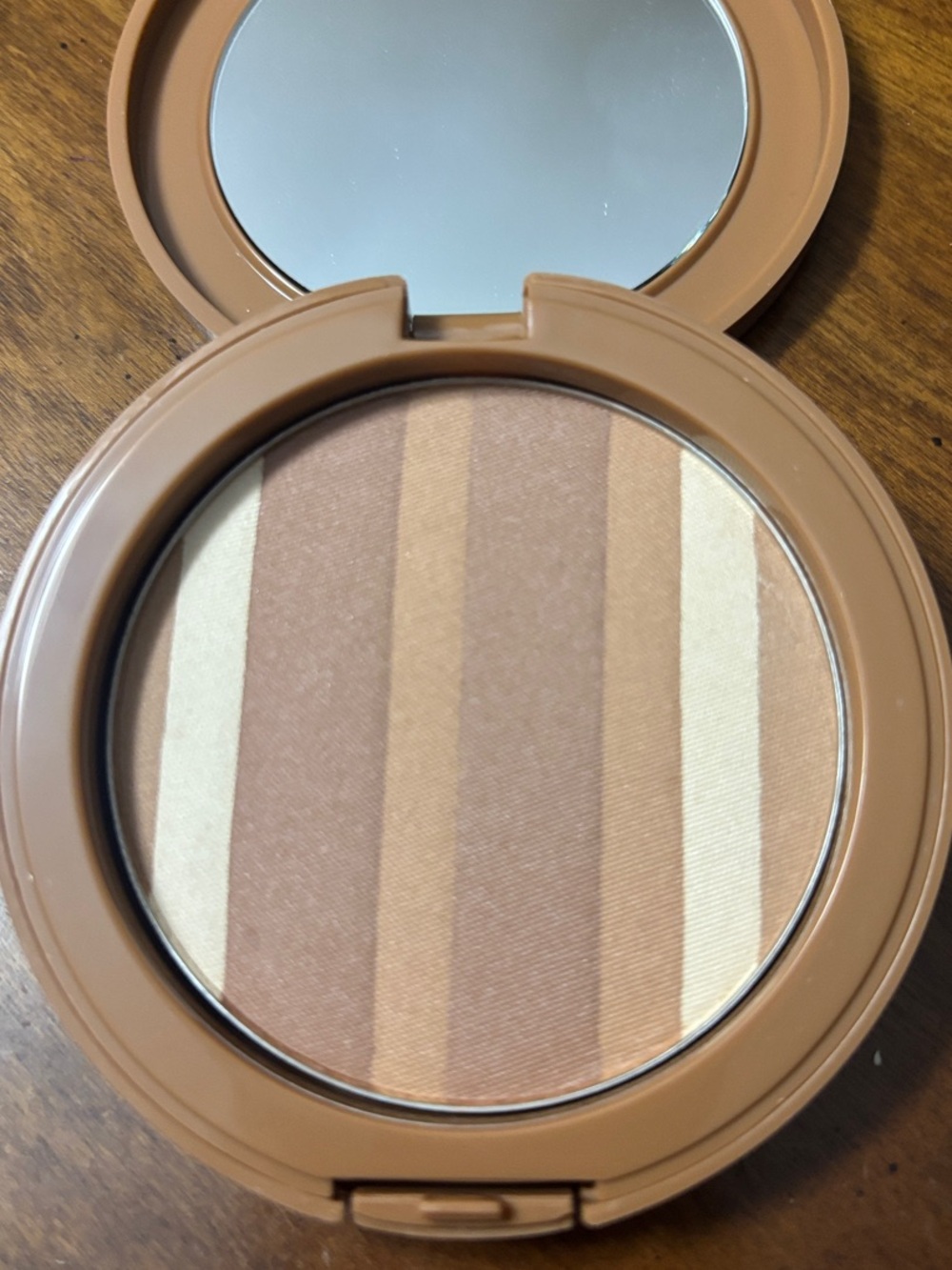 Belle Beauty Bronzer Compact in - Tuscan Sun
